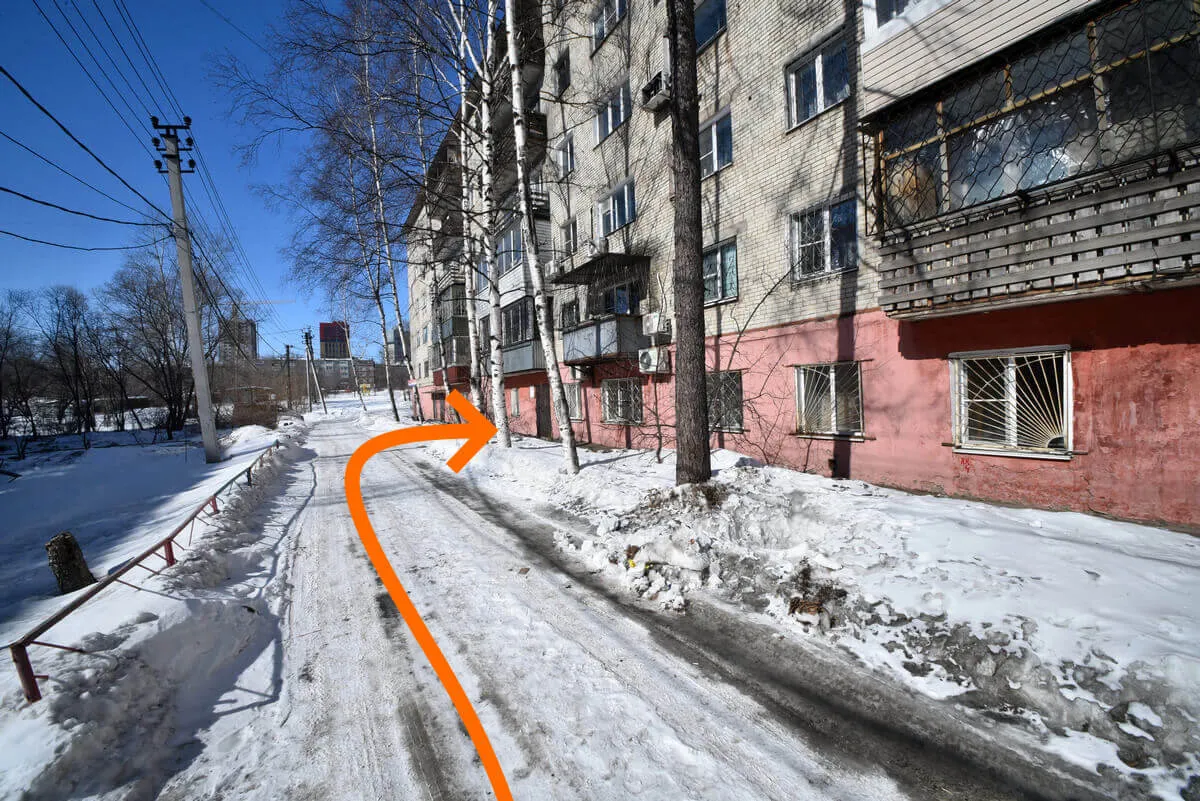 Хабаровск, ул. Шелеста, д. 73А со двора