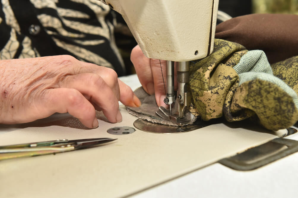 пошив рабочих рукавиц с брезентовым наладонником
